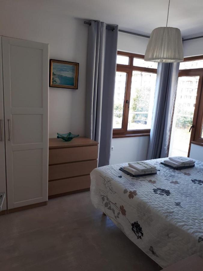 Obzor Tatyana Apartaments Bonjour Extérieur photo